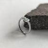 Серебряное кольцо с фианитами, вес изделия 1,38 гр (2209645)