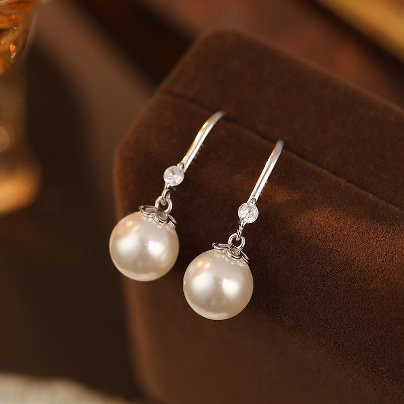 Banyan Tree S925 Silver Light Luxury Pearl Ear Hooks - Elegant Women's Earrings