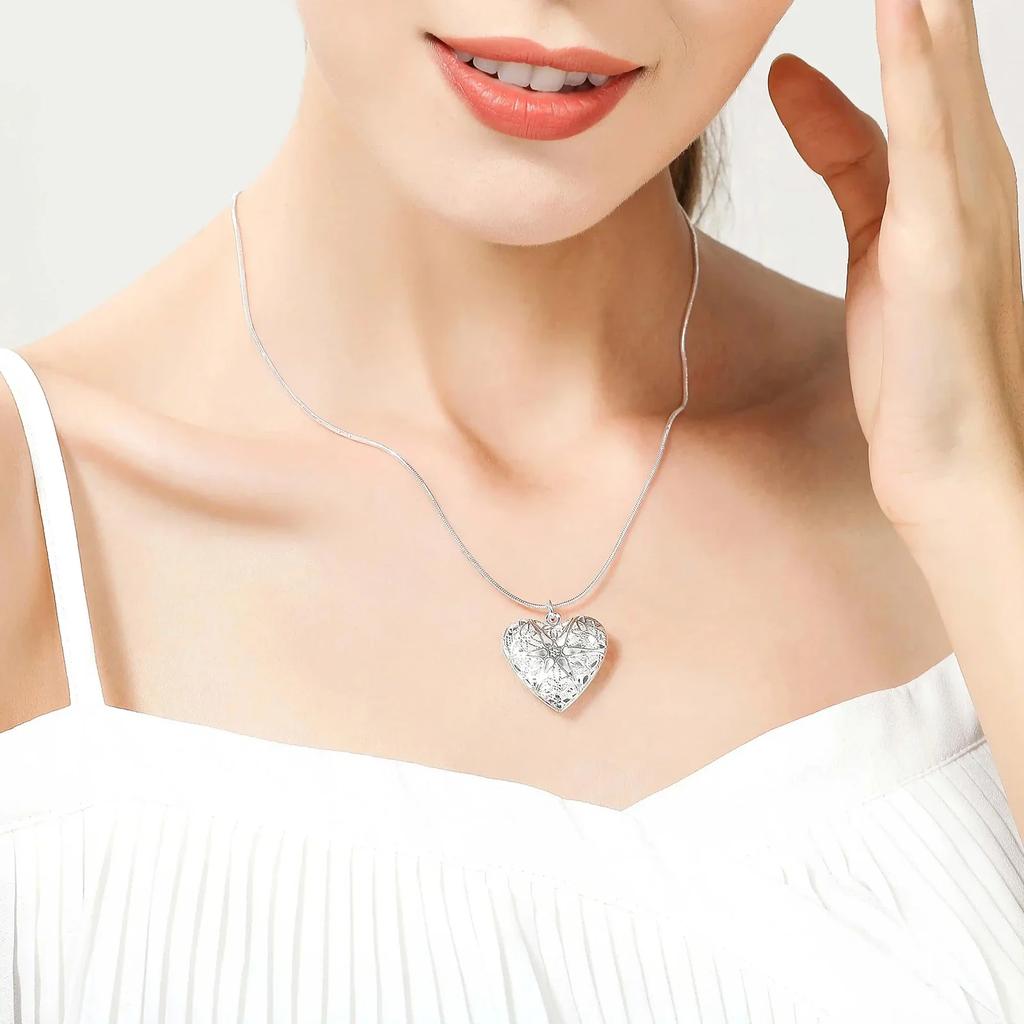 Copper Po Frame Pendant Necklace  Snake Chain For Woman Charm Wedding Fashion Jewelry