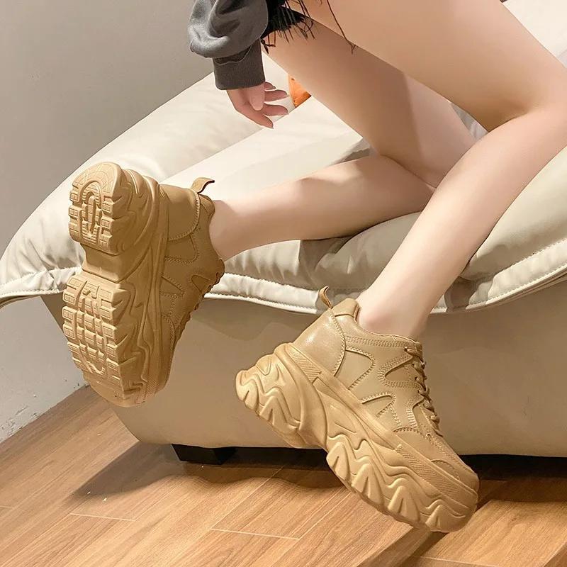 Mote Dame Plattform Fritidssko Tykke skinnsko 2024 Ny Vår Høst Chunky Sneakers 8CM Kiler Skjulte Hæler Fritidssko Kvinne