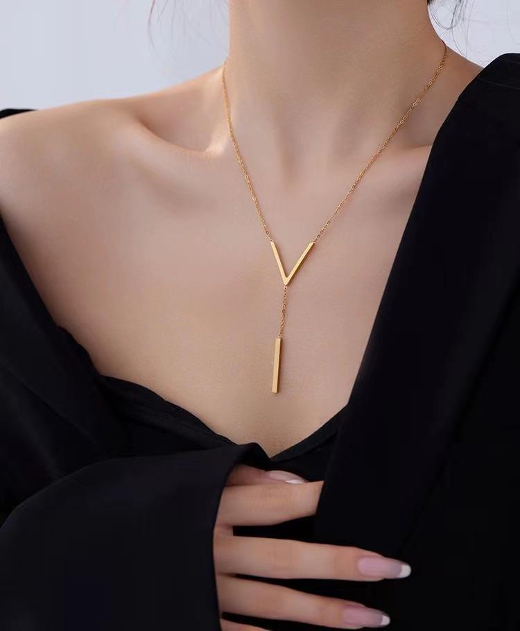 1Pcs Stainless Steel Long Bar Tassel Paragraph V Shaped Collarbone Necklace Female Holiday Party Minimalist Style