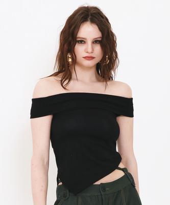 SETSETSET Off Shoulder Knit Top Black