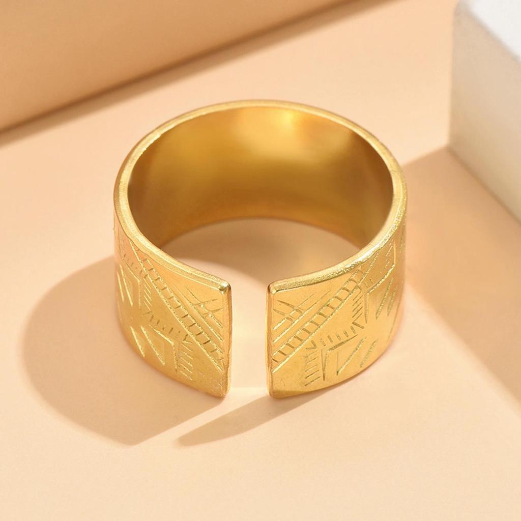 European Wide Band Retro Totem Pattern Adjustable Stainless Steel Ring for Men and Women Titanium Steel Jewelry