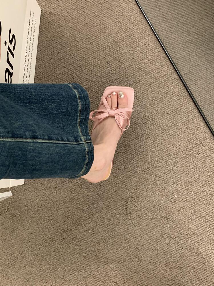 

Французские высококачественные атласные туфли с бантом на толстом каблуке, модные женские туфли 2025 года, летние туфли с открытым носком на высоком каблуке 39 розовый