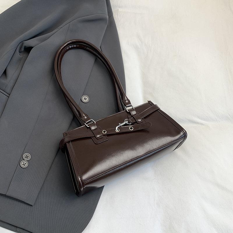 

New retro lock armpit bag street shot fashionable portable shoulder baguette square bag women