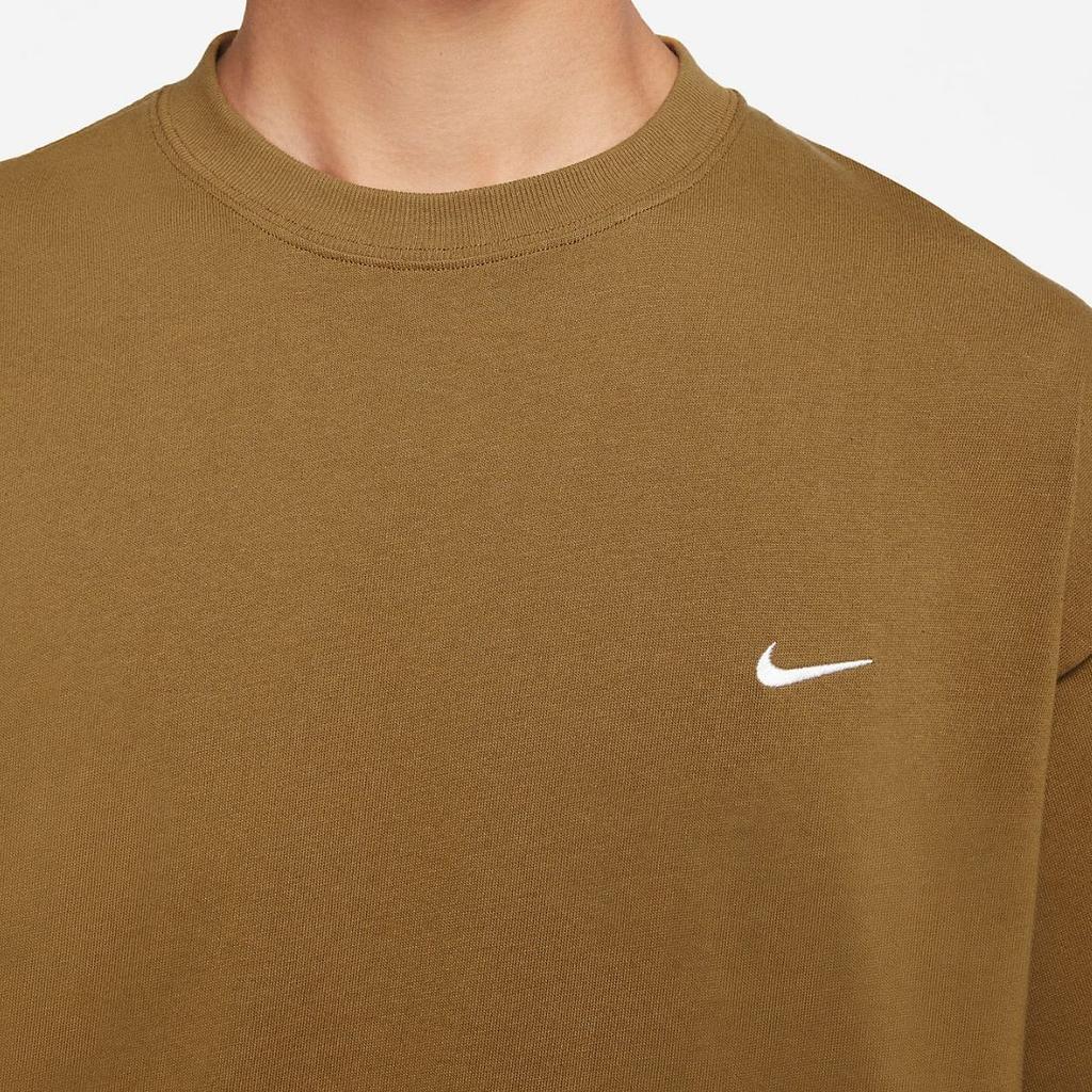 Nike Solid Color Badge Embroidered Crew Neck T-Shirt Men Tops Light-Brown DA0321-270