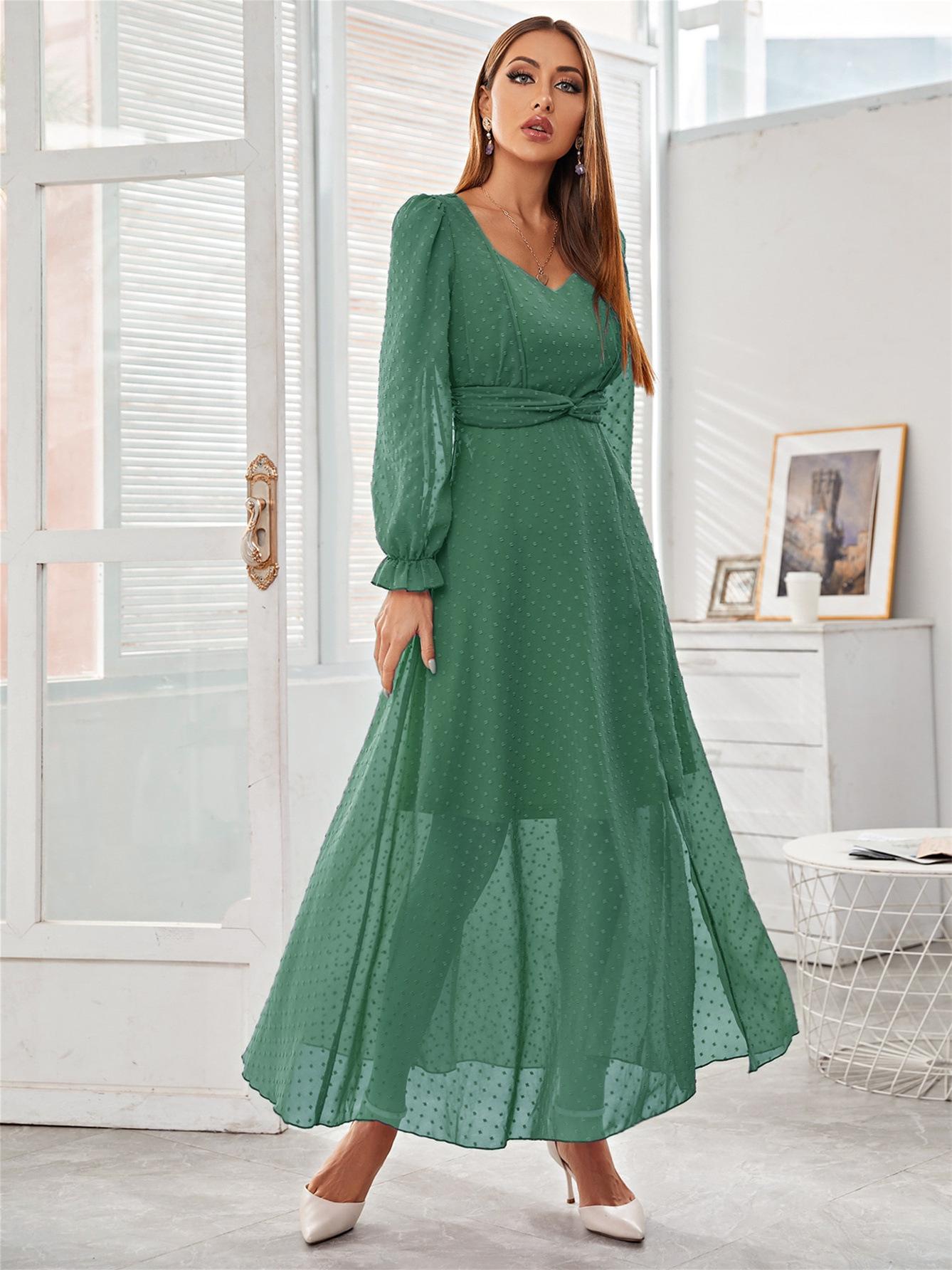 

Elegant Chiffon V-Neck Dress - New Spring/Summer Fashion for Muslim Women Medium