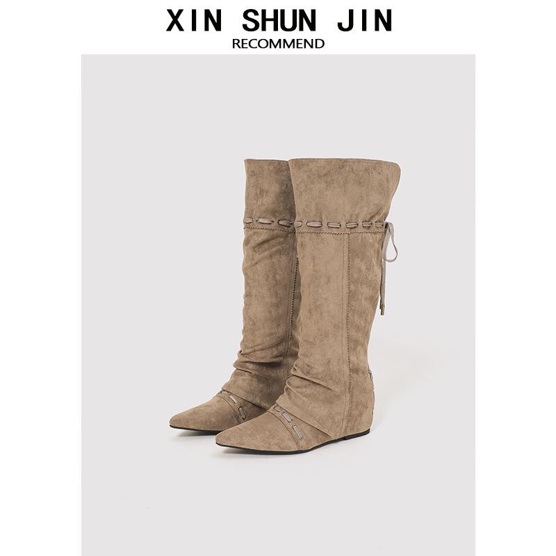 Pleated pointed Chelsea boots flat-bottomed straps autumn and winter new retro niche Maillard western cowboy boots