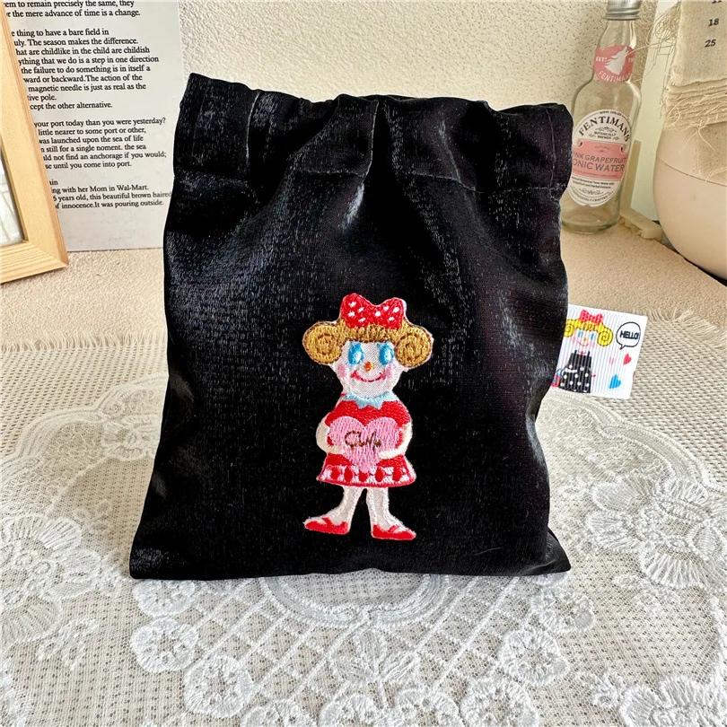 Cartoon Little Girl Mini Makeup Bag Embroidered Cute Girls Portable Pouch Bags Reusable Storage Bags for Women Kawaii Gifts New