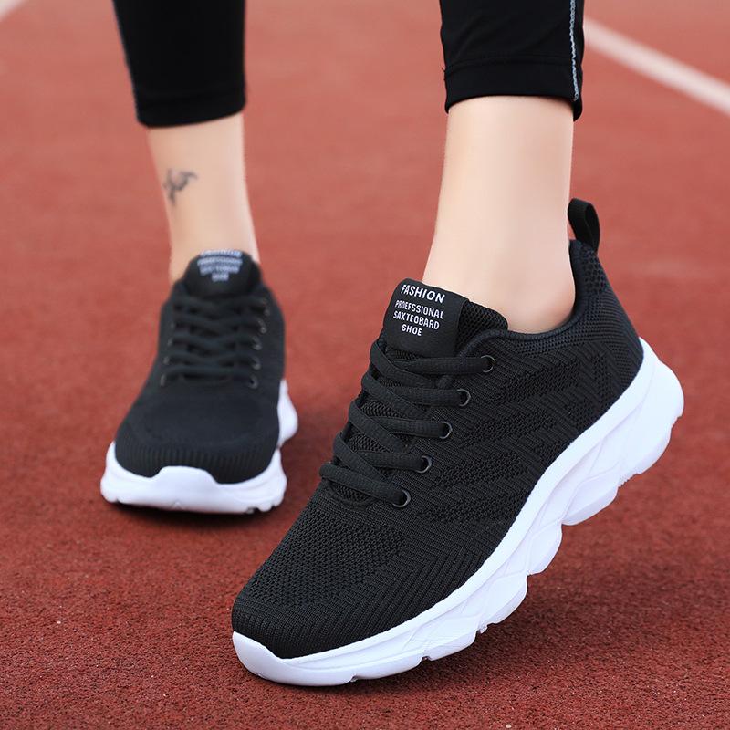 Damskie lekkie sneakersy z siateczki: Wiosenne Casualowe Antypoślizgowe Miękka Podeszwa Płaski Obcas Buty do Biegania
