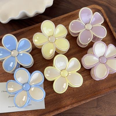 Summer Cream Color Flower Hair Claw For Woman Girl Sweet HairClip Plastics Hairpin Crab Barrette Female Fashion Hair Accessories