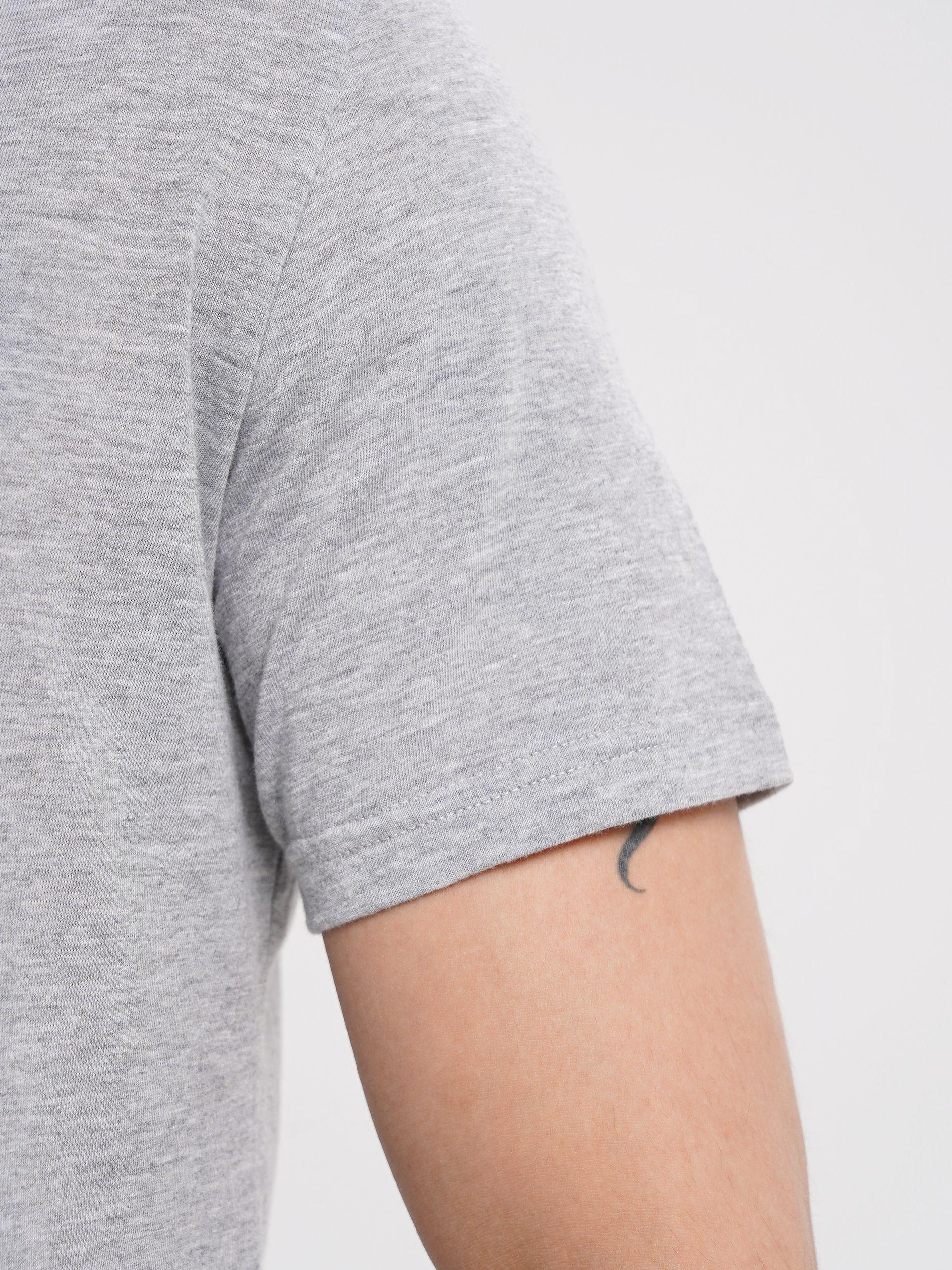 Летние мужские футболки — фото 8