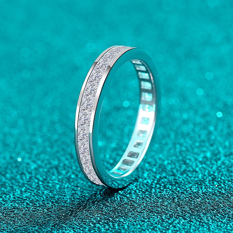 

Yin Baichuan S925 Sterling Silver Moissanite Square Row Ring for Women - Elegant, Versatile, and Perfect for Daily Wear. Size 10