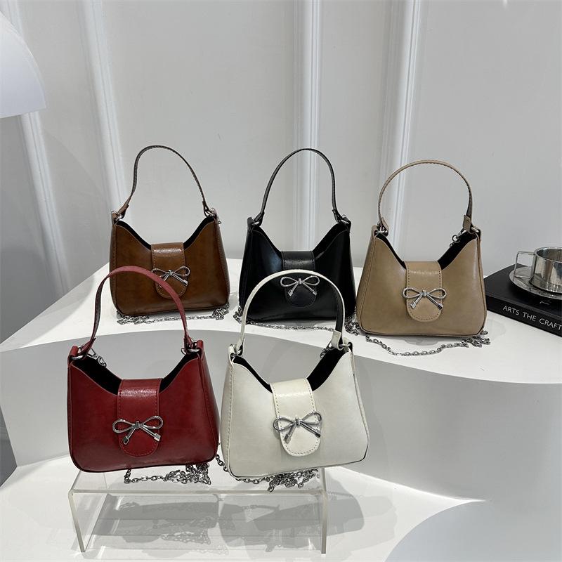 Temperament bag women's niche messenger handbag casual versatile underarm bag high value women's bag