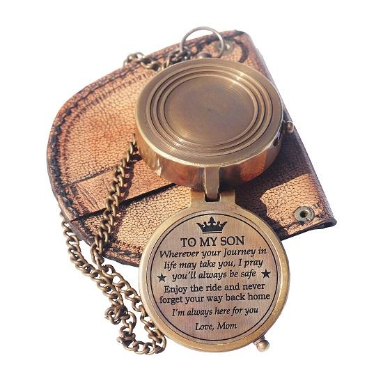 Busolă din alamă pentru bărbați, busolă de buzunar cu carcasă de piele, idee de cadou religios făcut manual, comuniune, botez (pentru Fiul meu, Cu dragoste, Mama)