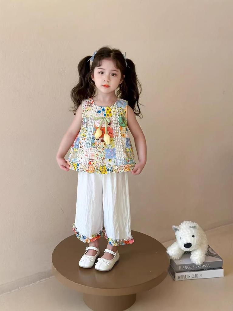 Zweiteiliges Set für Mädchen mit Blumenmuster: Monet Gartenweste & Weitbeinige Hose