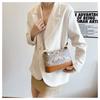 Women's Bag Retro Style Bag Women's Commuter Fashion Printed Versatile Texture Women's Shoulder Messenger Bag
