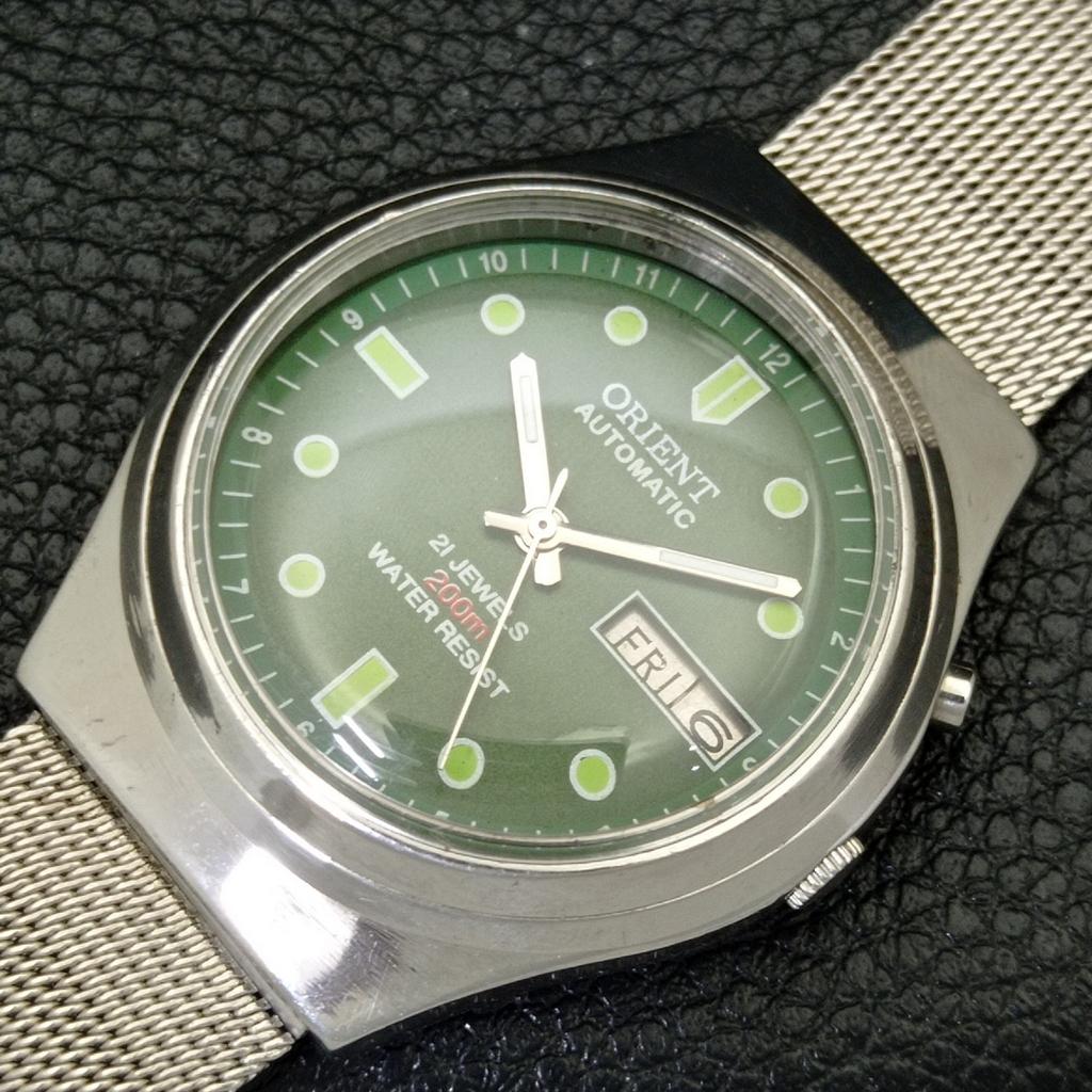 VINTAGE ORIENT AUTOMATIC 46941 JAPAN MENS GREEN COLOR DIAL WATCH A700634-5 R204-a700634