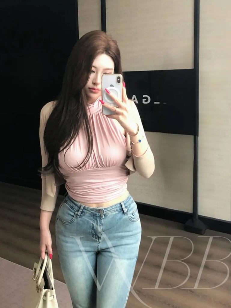 #Summer new pure desire wind pleated neck strap vest slim slim women's fixed chest pad top