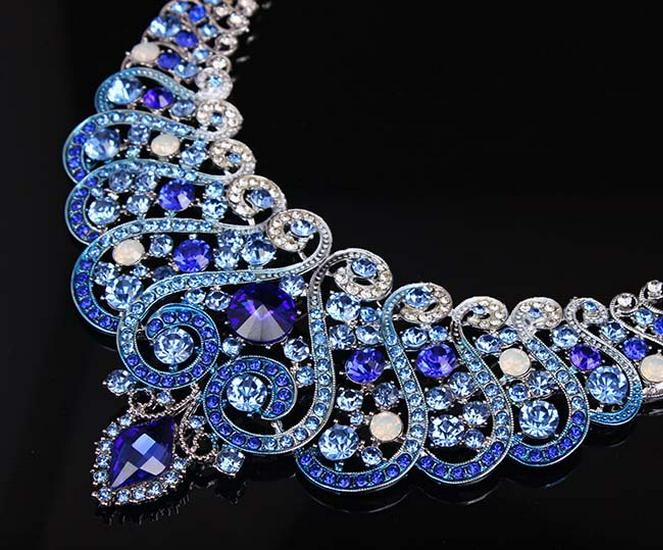 Elegant Full Diamond Clavicle Necklace & Earring Set for Evening Dress & Bridal Wear