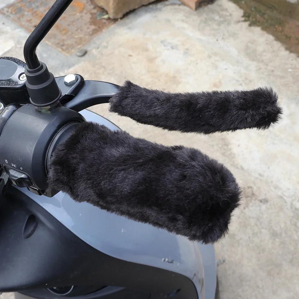 Motorcycle Grip Covers Plush Winter Warm Universal Electric Tricycle Plush Winter Handlebar Covers Sleeves Motorcycle Accessorie