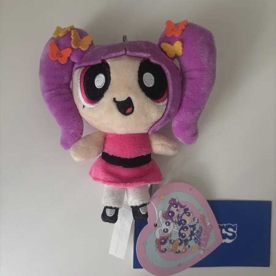 

NewJeans Ханни Брелок Девочка Пауэрпафф