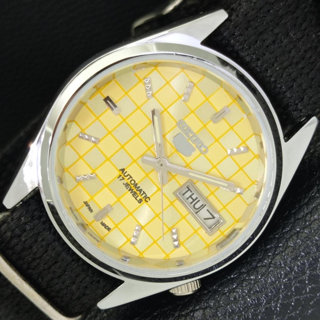 

ЯПОНИЯ ВИНТАЖ SEIKO 5 АВТОМАТИЧЕСКИЕ ВОССТАНОВЛЕННЫЕ МУЖСКИЕ ЧАСЫ С ЖЕЛТЫМ ЦИФЕРБЛАТОМ a440416-4 Sk-a440416