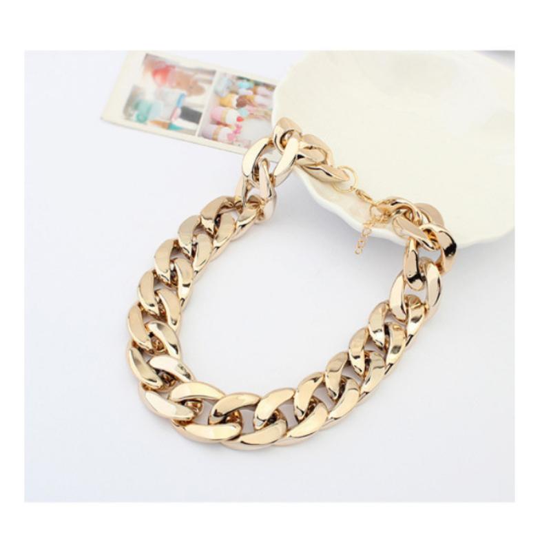 Collar para mascotas Collar para perros medianos y pequeños Joyería Perro Bully Cadena de oro Accesorios para mascotas