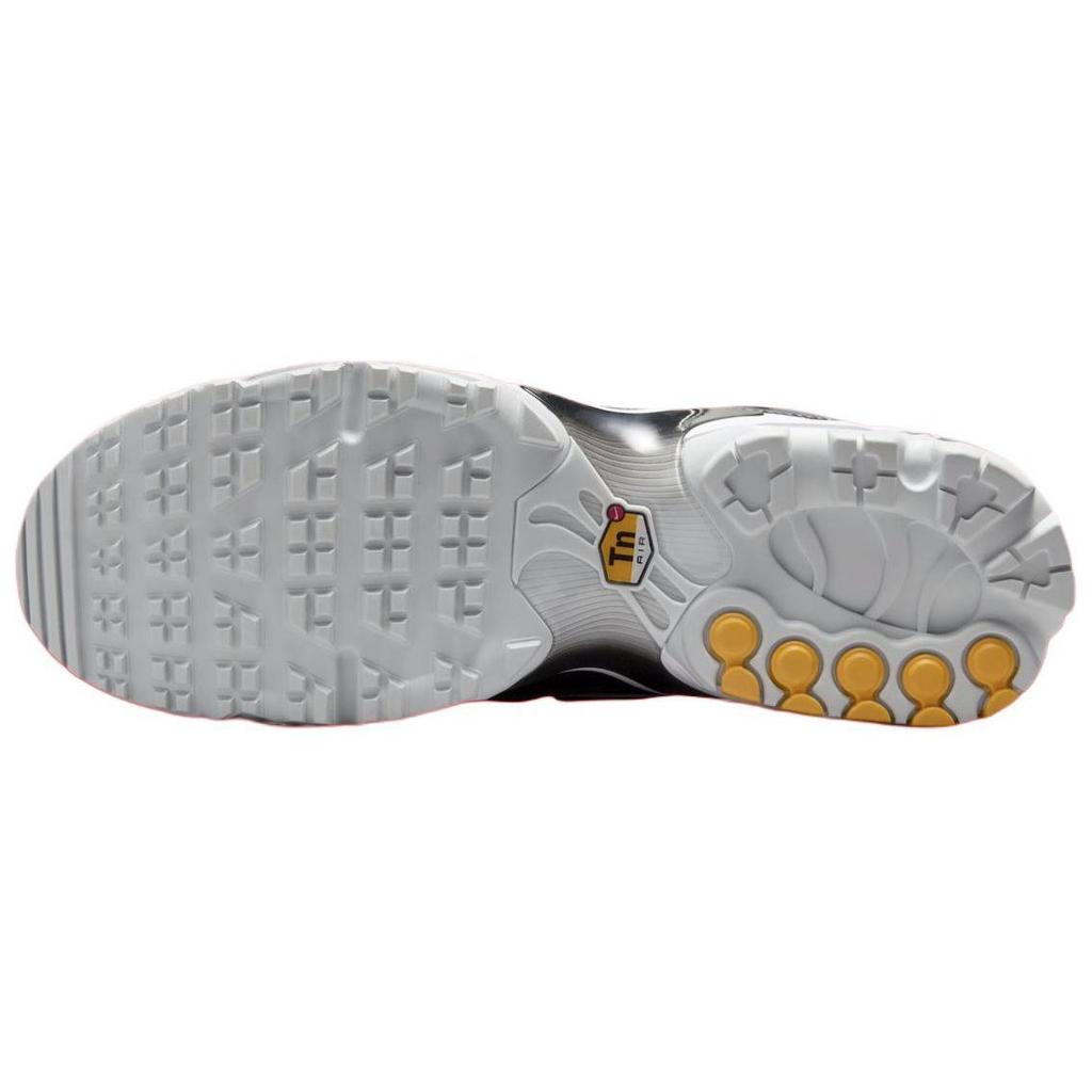 Nike Air Max Plus Golf Black Leather Unisex Sneakers White University-Gold FZ4150-001