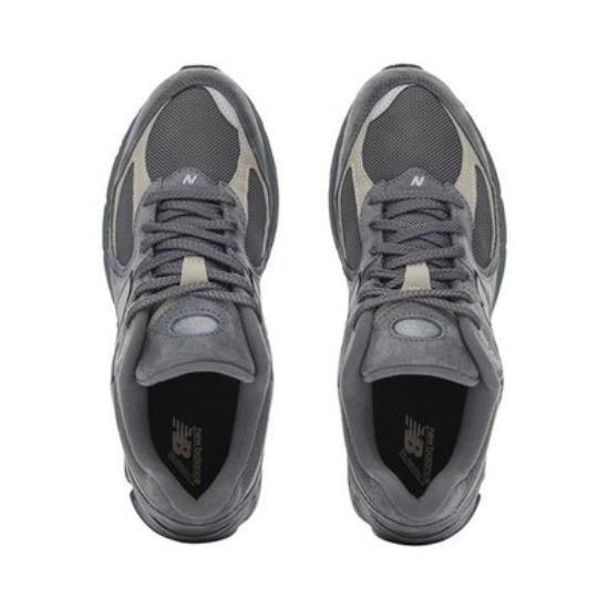 New Balance 2002R Grey Beige Navy M2002RTC