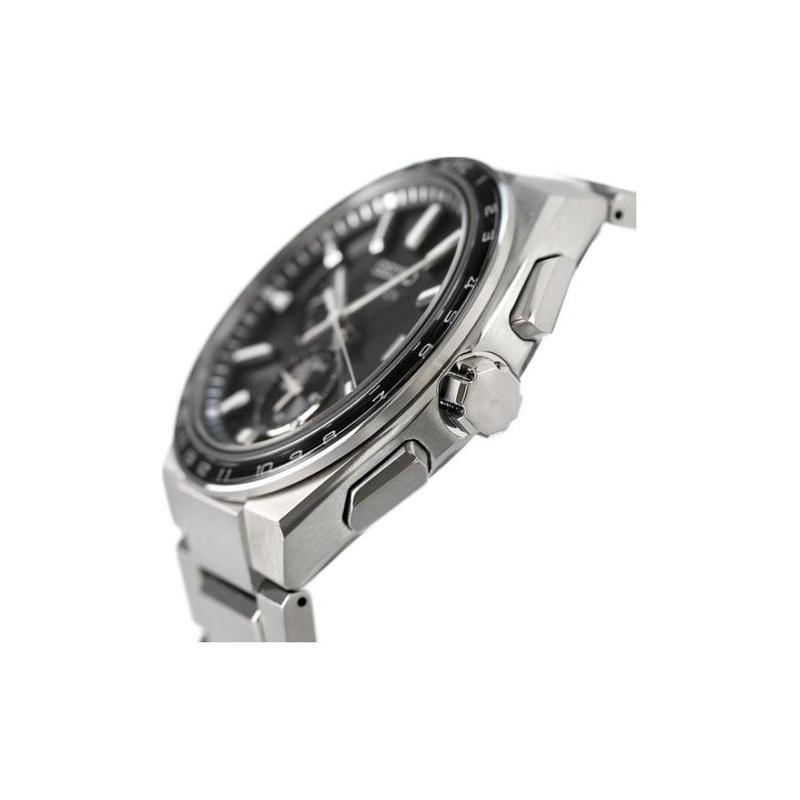 SEIKO Antimagnetic Fully Automatic Calendar Solar Quartz Titanium Strap Men's Watch Black Dial SBXY039