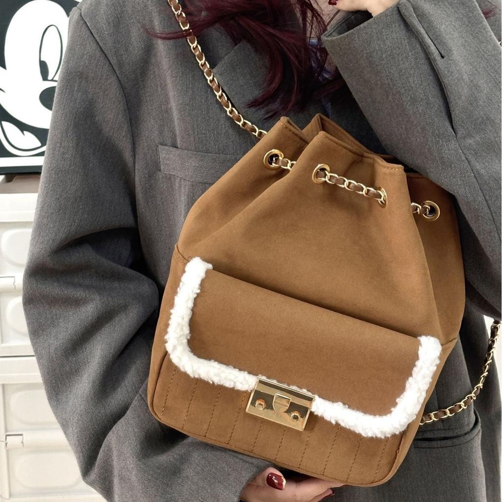 Autumn and Winter New Plush Splicing Bucket Bag Premium Chain Backpack Going Out Commuting Small Backpack