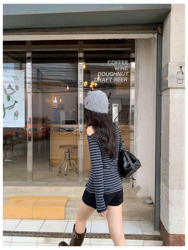 Women's Gray Striped One-Shoulder Long-Sleeve T-Shirt - Slimming Waist, Comfortable, Casual, Versatile - New for Early Autumn 2026