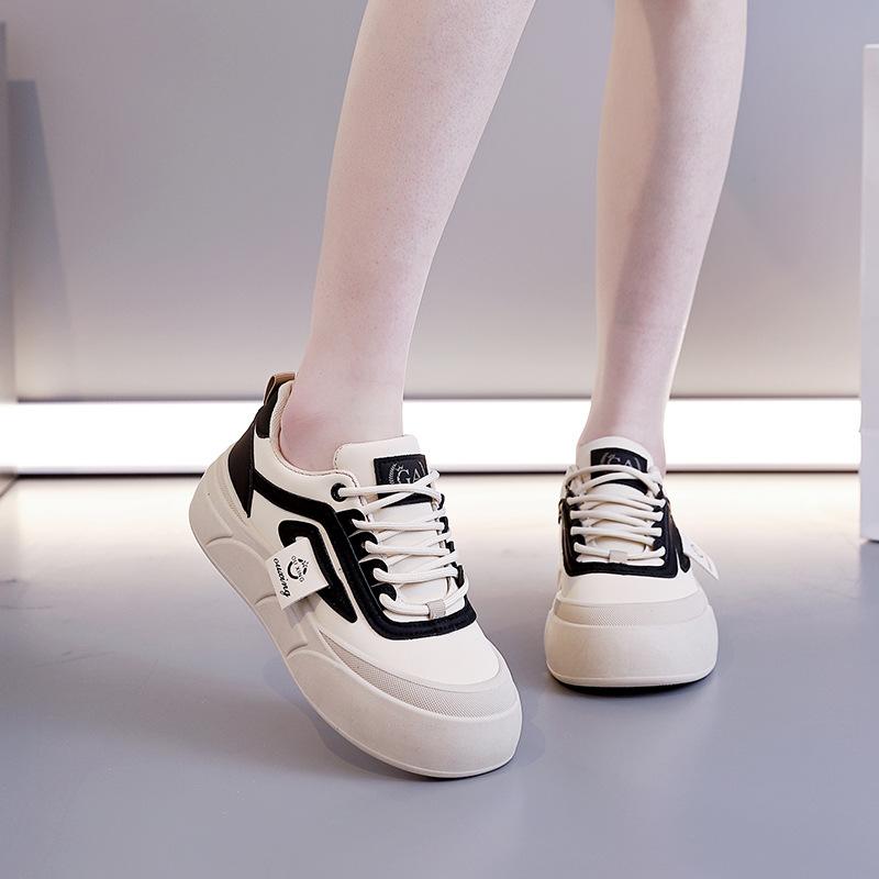 Leather surface little white sports shoes women's spring 2025 new soft-soled non-slip thick-soled casual shoes board shoes women GT8802