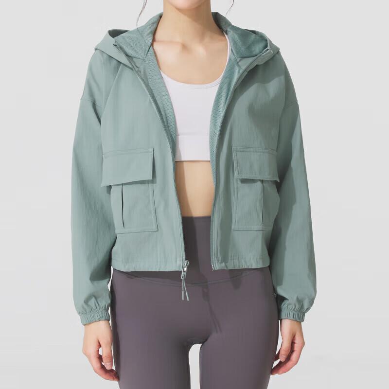 Under Armour Women s Hooded Windbreaker Jacket M