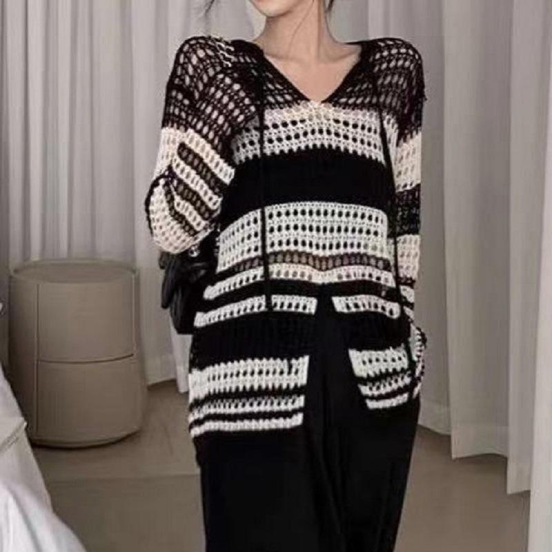 

Design sense hollow black and white striped long-sleeved knitted blouse women s summer loose and thin casual split-ended lace-up top Average size 53-83 чорний