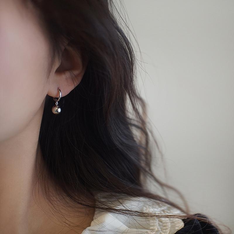 Vintage Small Smooth Ball-Shape Drop Dangle Earring for Women Creative Gold Color Pendant Earring Charming Female Ear 2026 New