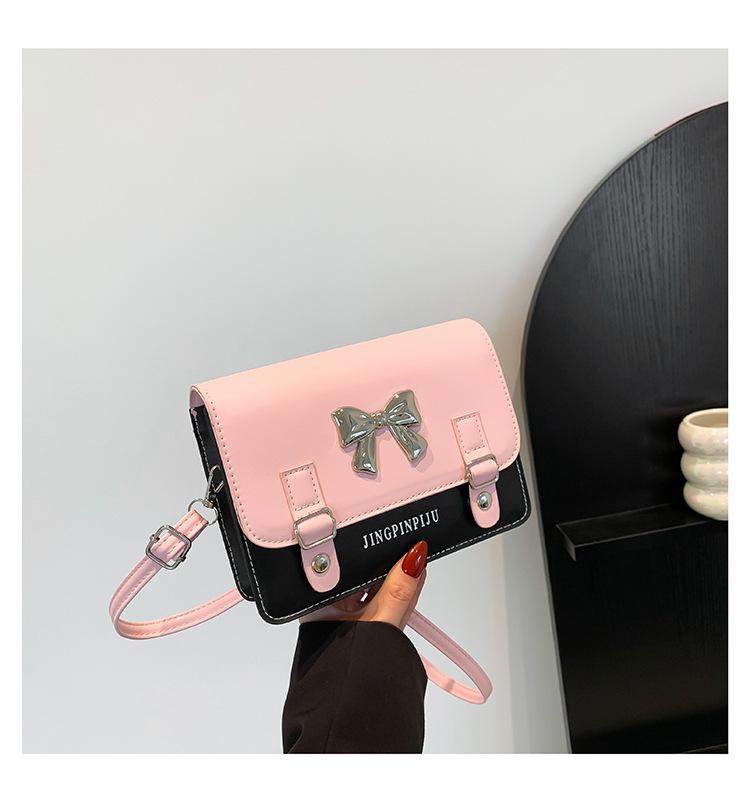 

Літо 2024 нова мода універсальна висока текстура модна сумка з бантом портативна жіноча сумка через плече