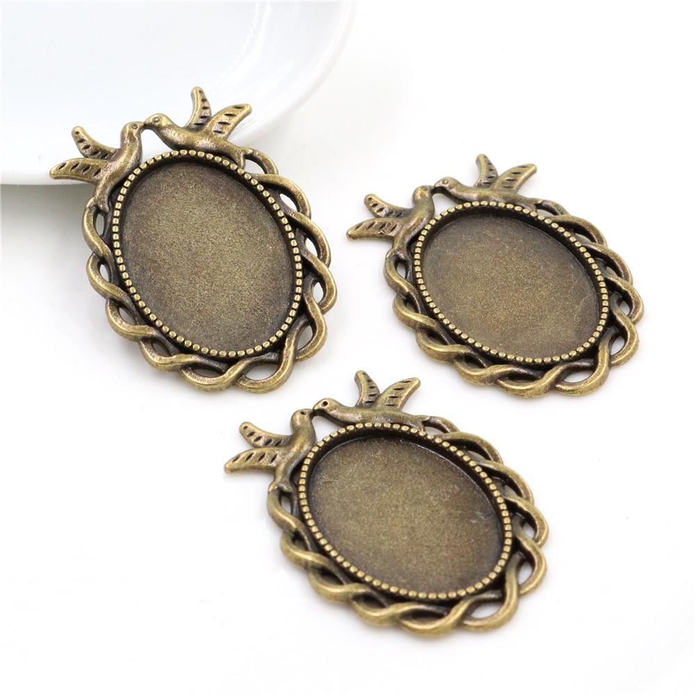 10 pièces 18x25mm Taille intérieure 3 couleurs Style classique Cabochon Camée Base Monture Charms Pendentif Bijouterie