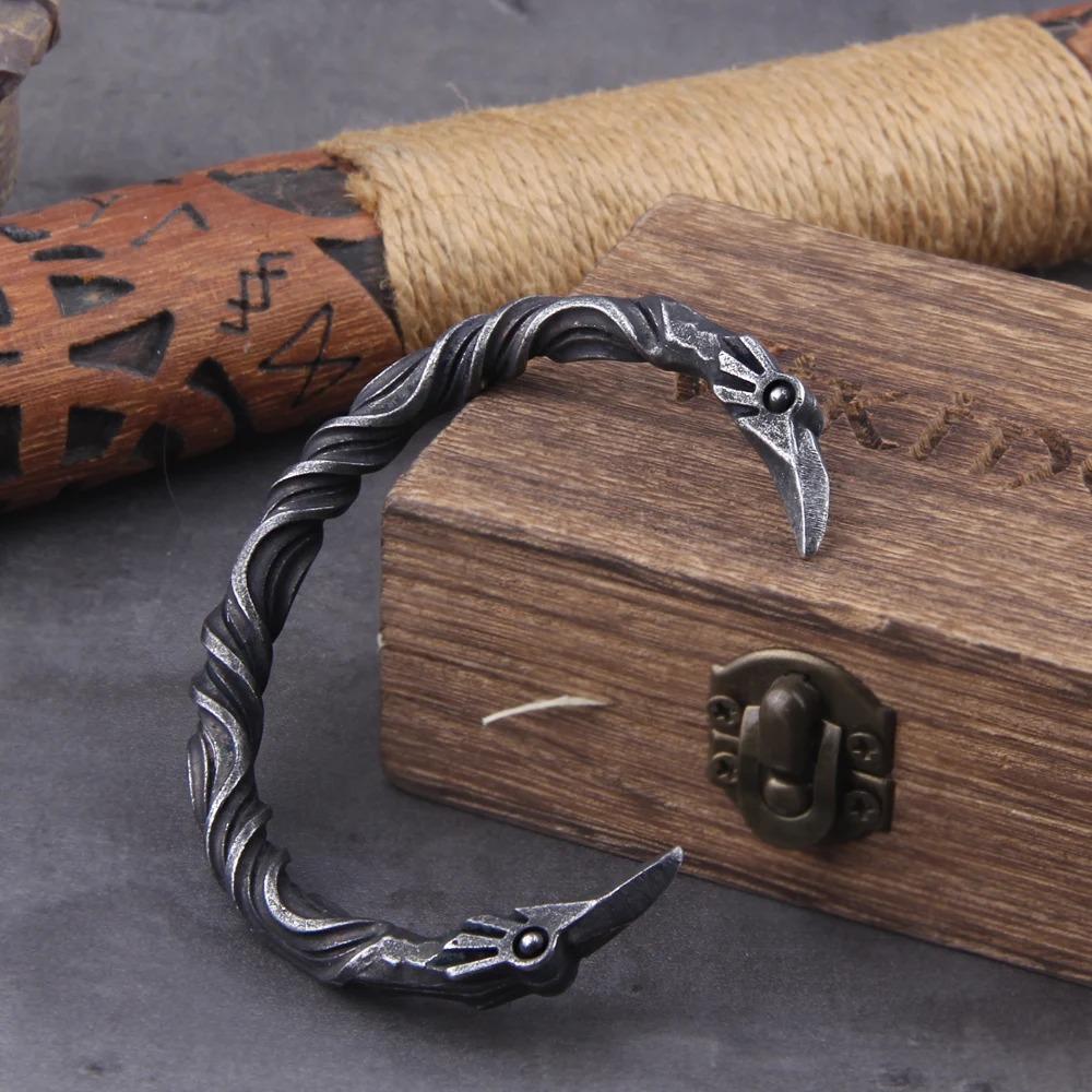 Edelstahl Wikinger Rabe Armband für Männer Nordisches Armband mit Holzbox Nordischer Stil Geschenk