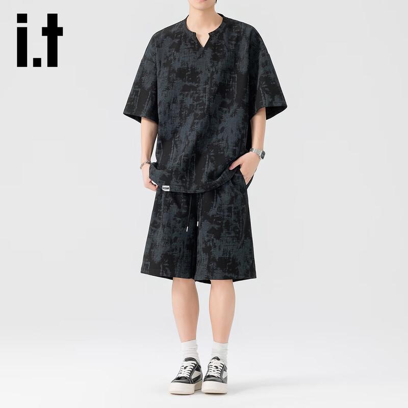 Izzueit Men's Gradient Tie-Dye Short Sleeve T-Shirt and Shorts Set