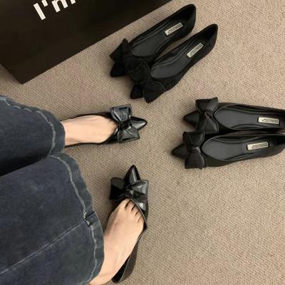 Modische flache Schuhe für Damen 2025 Frühling und Herbst Neu Spitzschuh Schleife am Boden Schwarz Arbeit Übergröße Damenschuhe 42 43 44 Slipper Damen
