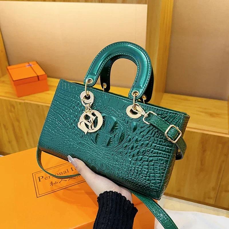 Mote stoff strå skulder crossbody messenger vesker for kvinner sommer strand vesker reisevesker