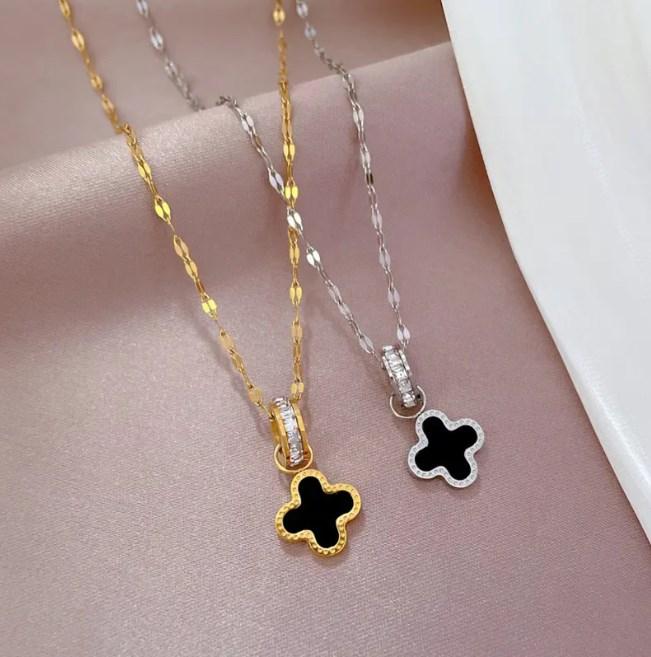 Women' chain Butterfly White with cubic zirconia