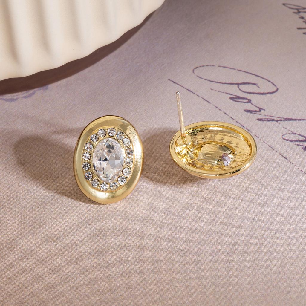 French Retro Super Flash Oval Diamond-Set Earrings, Autumn And Winter High-End Fashion Temperament Earrings