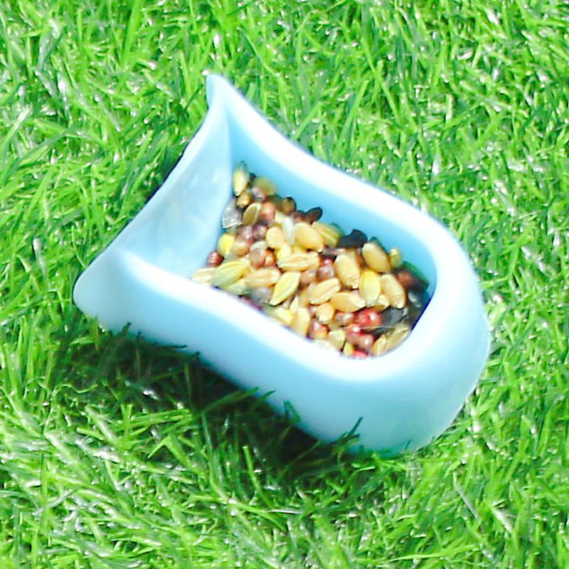 

Автоматическая герметичная вертикальная кормушка для хомяков с водой