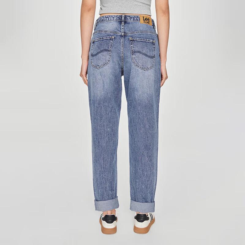 Lee Women's 411 Comfortable Straight-Leg Mid-Light Blue Jeans