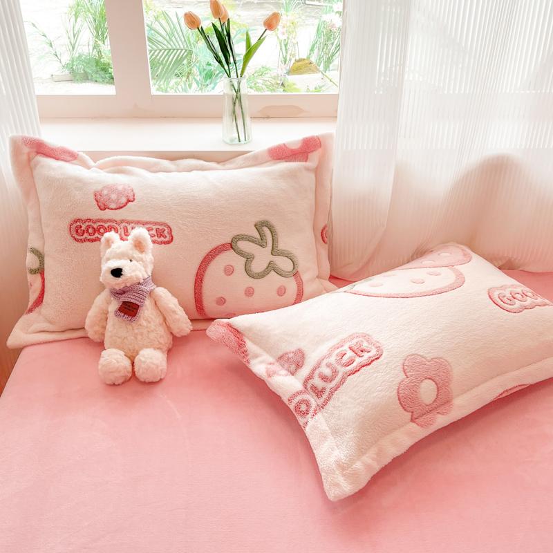 Print Flowers Winter Pillowcase Soft Warm Flannel Milk Keep Warm Pillow Shams Plush Machine Wash Pillow Covers 2 pieces