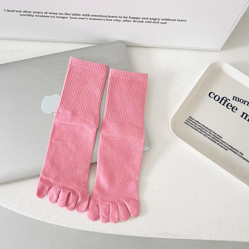 Female Spring and Autumn Pure Color Sports Deodorant Sweat Absorption High Help Breathable In The Tube Five Finger Cotton Socks