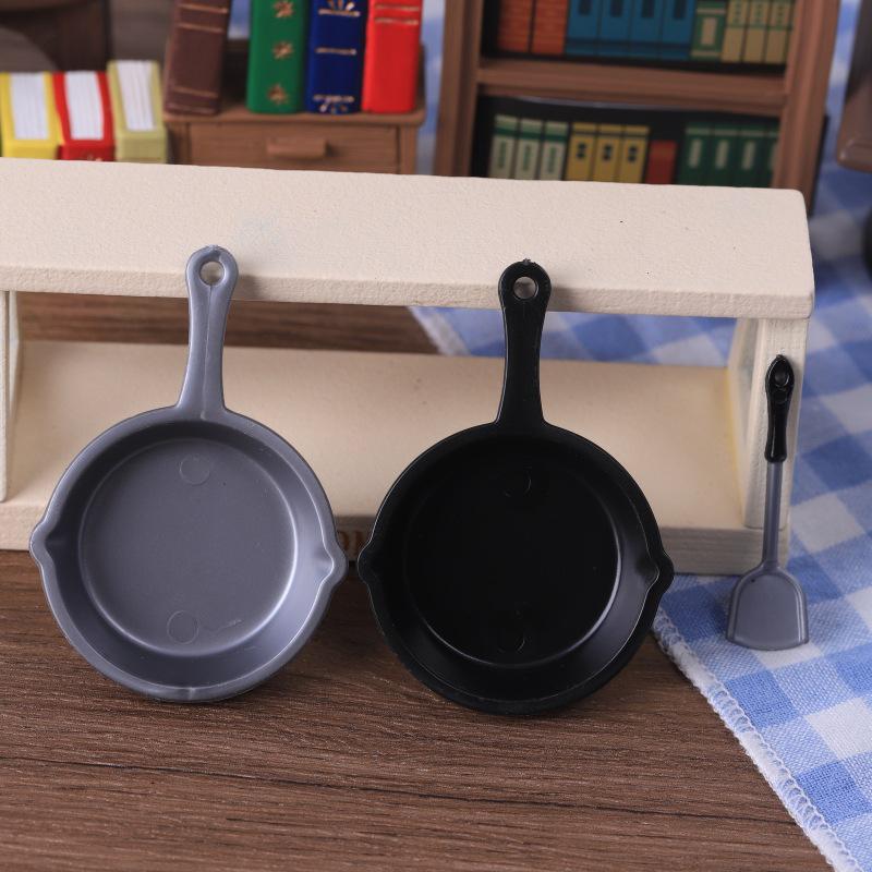 Miniature Dollhouse Kitchen Set: DIY Frying Pan and Spatula Props
